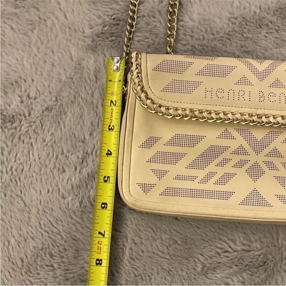 Henri Bendel Cream Shoulder Bag - Picture 11 of 11